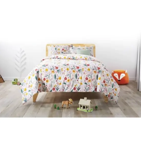 Floral Garden Cotton Kids' Comforter Set - Pillowfort&trade; image {4}
