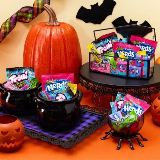 Ferrara Halloween Core Winners Mix Gummy Candy - 46.43oz/135ct image {5}