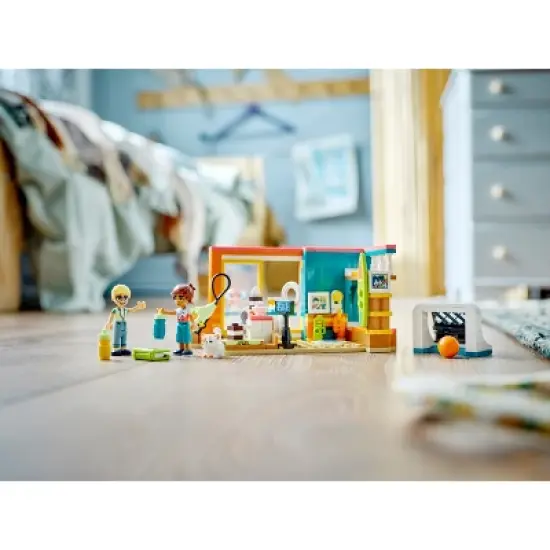 LEGO Friends Leo's Room Baking Themed Playset with Pet 41754 image {5}