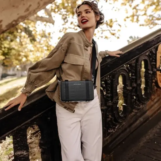 Byootique Portable Hard Shell Aluminum Handbag with Adjustable Strap Crossbody Cosmetic Case Clutch for Women image {2}