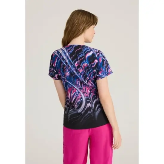 Barco One Women's Thrive Print 4-Pocket V-Neck Scrub Top image {3}