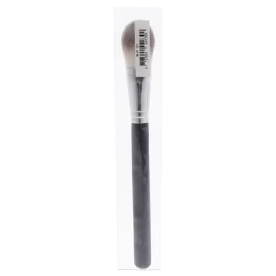 Foundation Nylon Brush - 7 by Make-Up Studio for Women - 1 Pc Brush image {3}