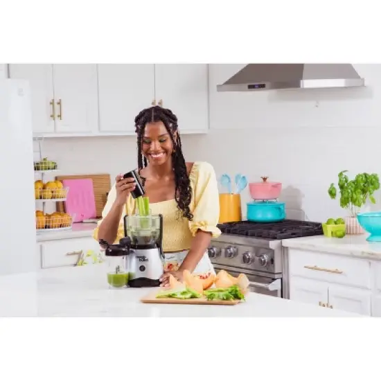 Magic Bullet Mini Juicer with 16 oz Juice Cup image {6}