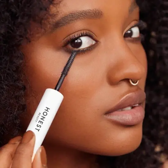 Honest Beauty Extreme Length 2-in-1 Mascara and Lash Primer with Jojoba Esters image {4}