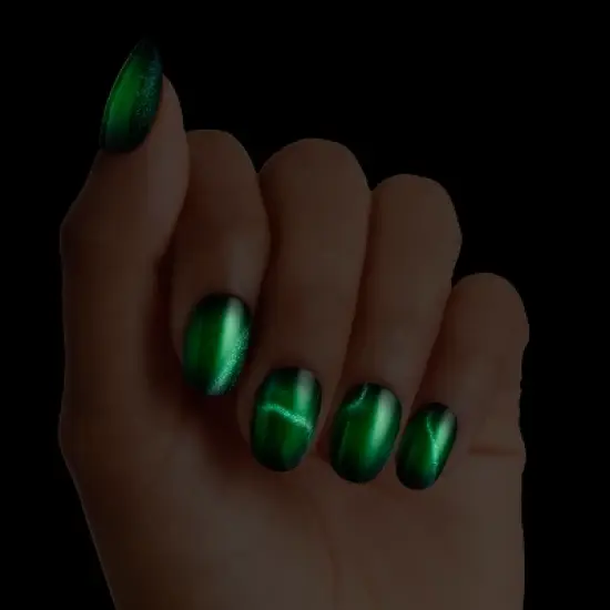 KISS Products Voguish Fantasy Fake Nails - Be Scary - 31ct image {1}