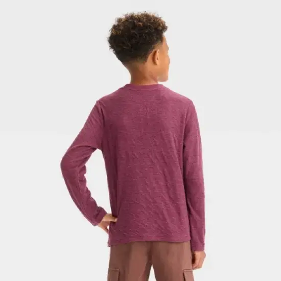 Boys' Long Sleeve Textured Raglan T-Shirt - Cat & Jack&trade; image {1}