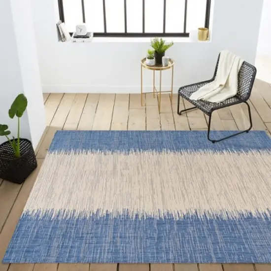 Tavira Modern Strie' Indoor/Outdoor Runner Rug - JONATHAN Y image {3}