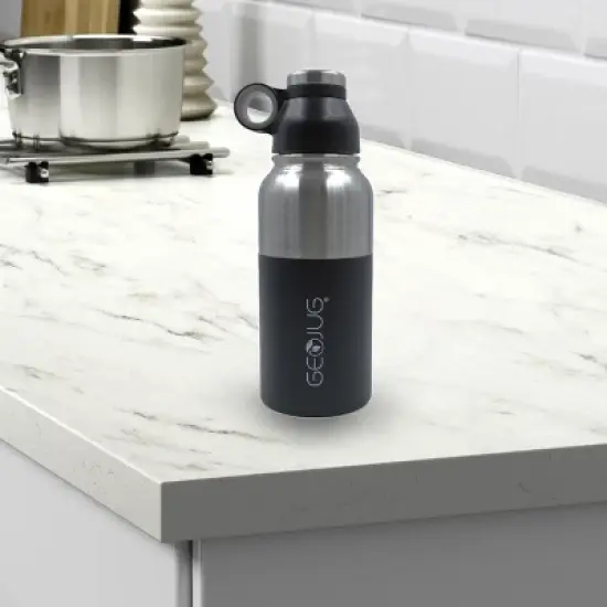 Brentwood GeoJug 40oz Stainless Steel Vacuum Insulated Water Bottle in Black image {2}