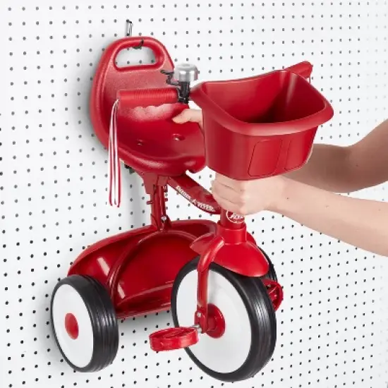 Radio Flyer Fold 2 Go Trike with Bucket image {2}