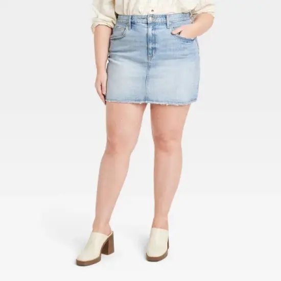 Women's High-Rise Denim Mini Skirt - Universal Thread&trade; Light Wash image {4}