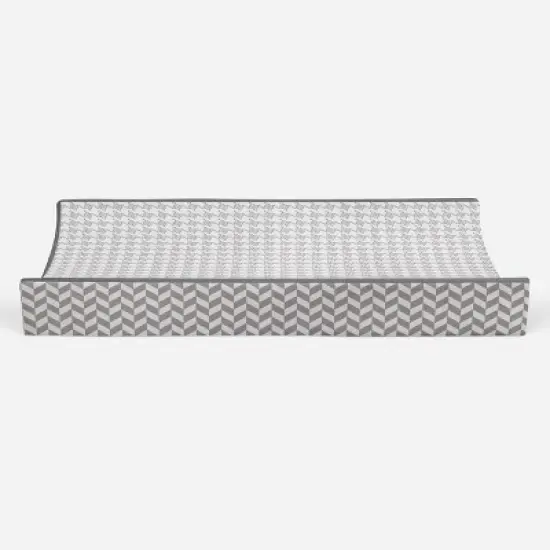 Bacati - Houndstooth Quilted Muslin Changing Pad Cover Gray image {4}