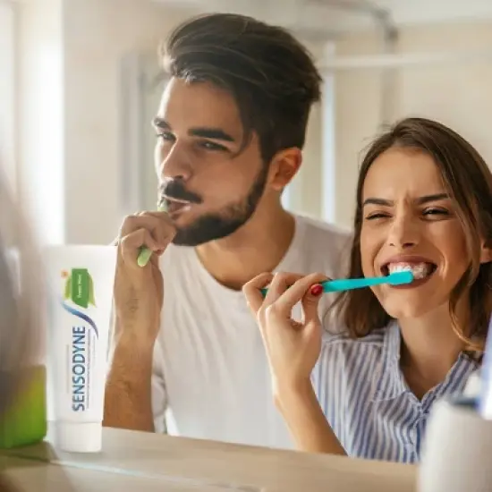 Sensodyne Fresh Mint Toothpaste - 4oz/2ct image {2}