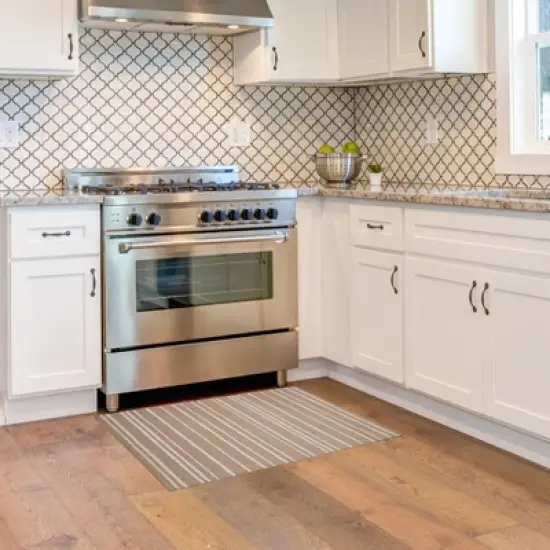 Nimbus Washable Outdoor Rug Tan/Ivory - Linon image {6}