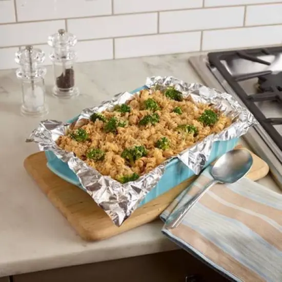 Reynolds Wrap Non-Stick Aluminum Foil - 130 sq ft image {8}