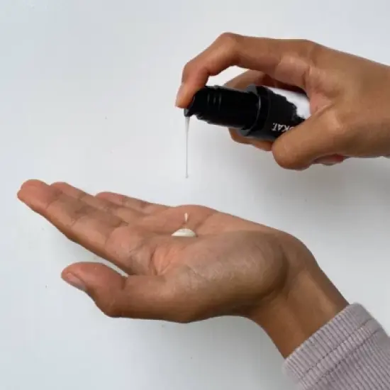 WLDKAT Saffron + Oat Milk Glow Serum &ndash; 1 fl oz image {5}