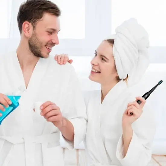 Pursonic USB Rechargeable Sonic Electric Toothbrush with 12 Brush Heads image {2}