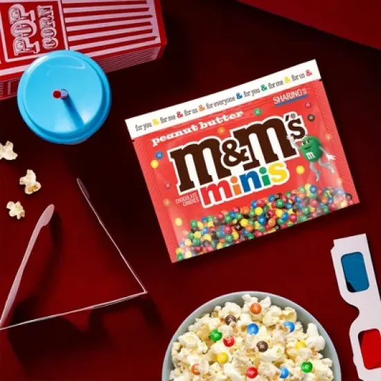 M&M'S Peanut Butter Minis Chocolate Candy Bag Share Size - 8.6oz image {5}