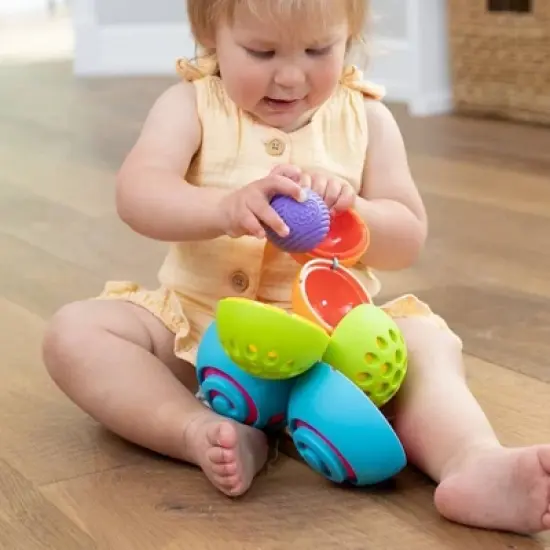 Fat Brain Toys OombeeBall Sensory Toy image {2}