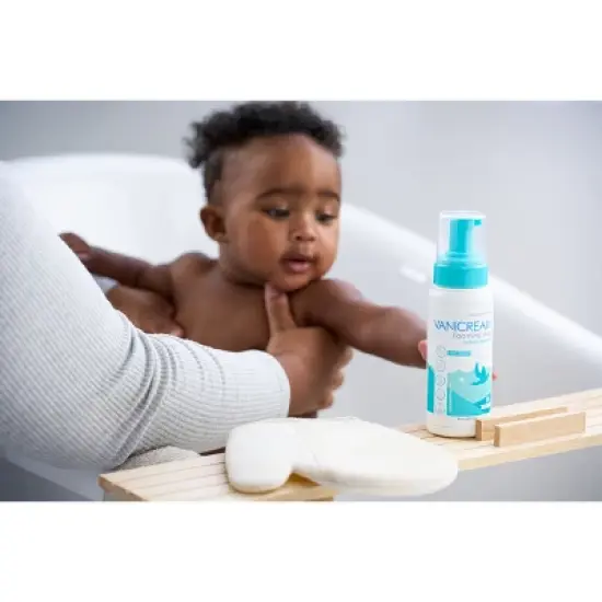 Vanicream Tear-Free Unscented Foaming Wash for Baby - 8 fl oz image {7}