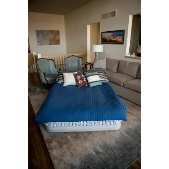 Insta-Bed 18" Pillow Top Air Mattress with Neverflat Pump - Queen image {3}