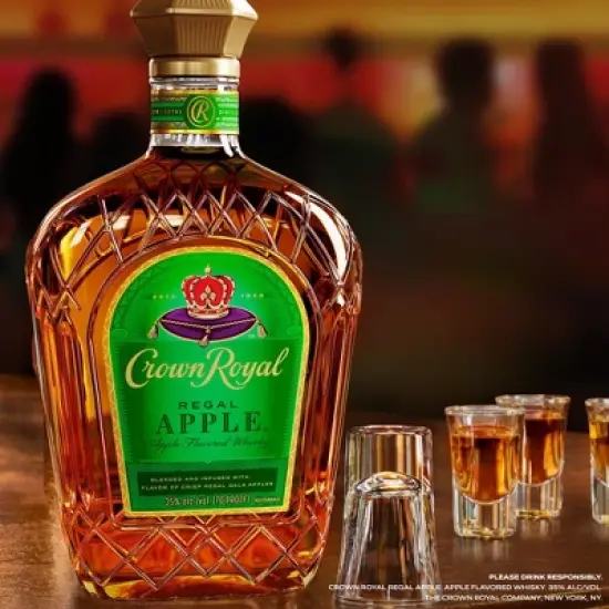 Crown Royal Regal Apple Flavored Whisky - 750ml Bottle image {5}