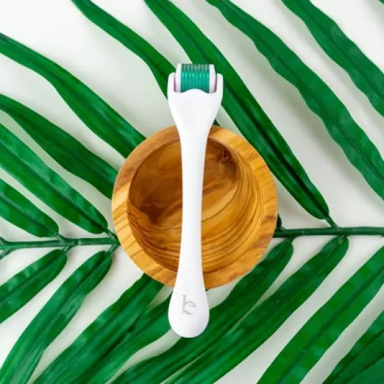 Beauty by Earth Microneedle Derma Roller Roller for Face image {2}