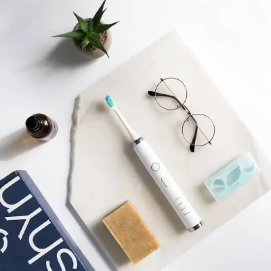 Shyn Sonic Toothbrush - Cloud White image {5}