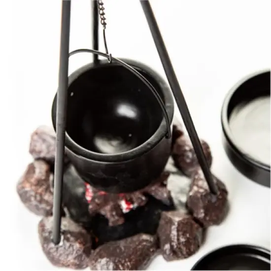 The Queen's Treasures Little House Cooking Set And Fire Pit For 18 In Dolls image {7}