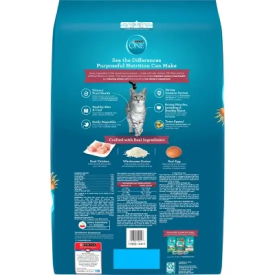 Purina ONE Urinary Tract Health Chicken Flavored Dry Cat Food - 22lbs image {2}