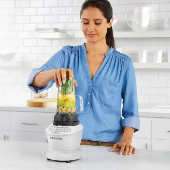 nutribullet Blender Full Size Combo 1200 Watt 640z NBF20500AW - Matte White: Smoothie Blender, 64oz Capacity, 4 Speeds image {5}