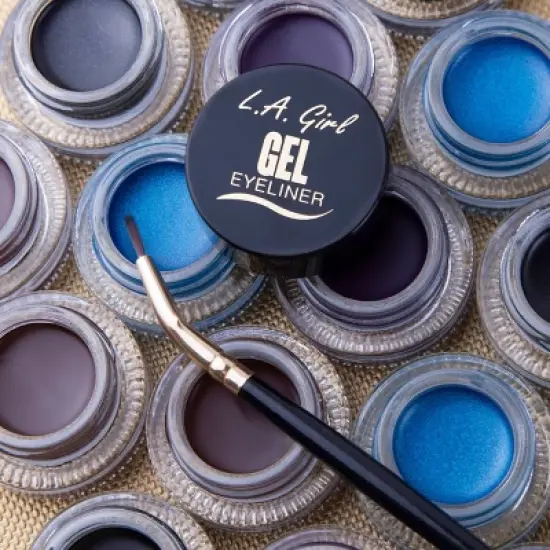 L.A. Girl Gel Eyeliner - Jet Black - 0.11oz image {3}