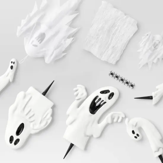 20" Ghosts Scene Setter Halloween Decorative Prop Kit - Hyde and EEK! Boutique&trade; image {2}