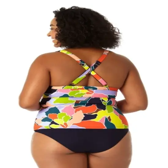 Anne Cole Plus - Women's Halter Tankini Top image {1}