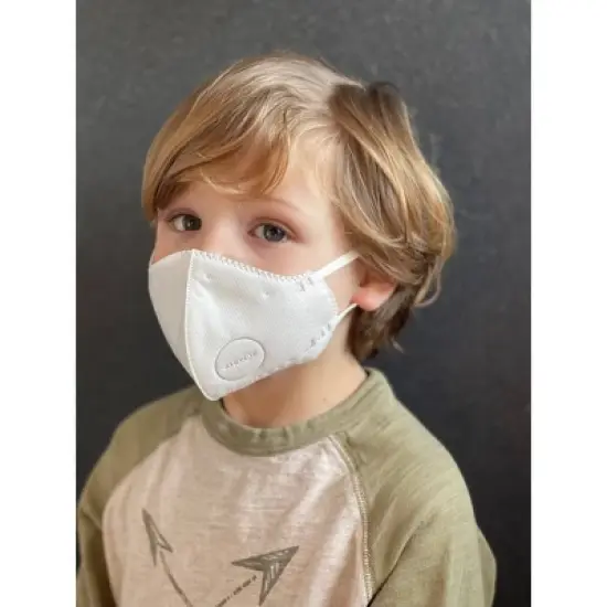 AirPop Kids KN95 Facemask - White image {5}