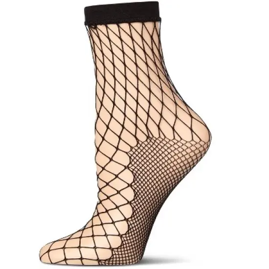Memoi Women's Nothing But Net Fishnet Anklet Socks image {5}