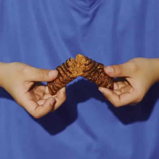 CLIF KID ZBAR Chocolate Chip, Iced Oatmeal Cookie, S'mores Granola Bar Variety Pack Organic - 22.86oz/18pk image {6}