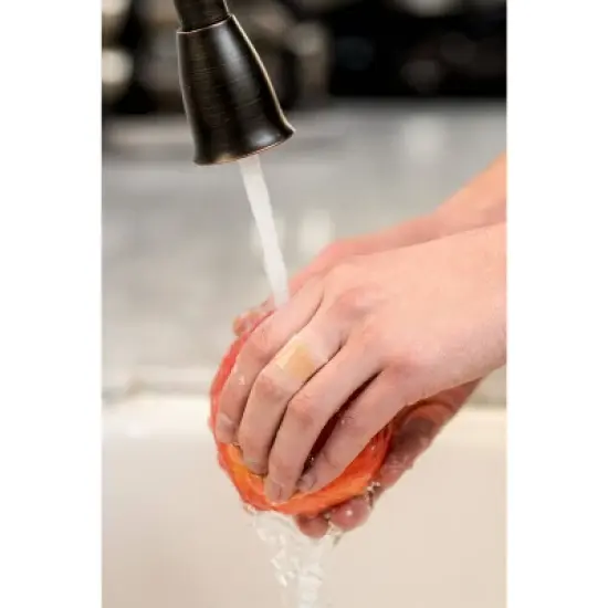 Nexcare Waterproof Bandages Knee and Elbow, Clear, 2 3/8 in x 3 1/2 in, 8 ct. image {15}