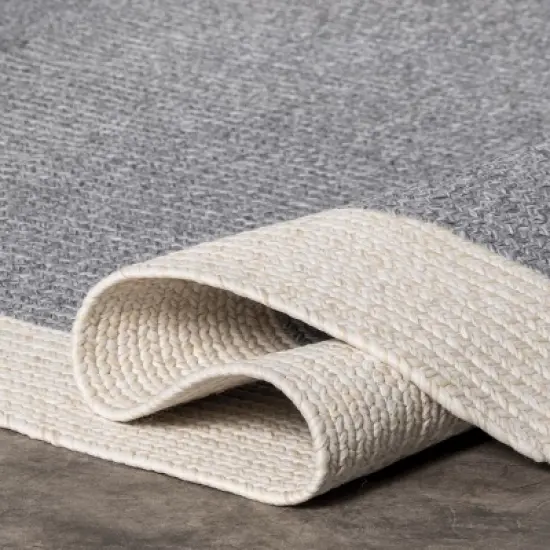 nuLOOM Indoor/Outdoor Braided Solid Border Delaine Area Rug image {3}