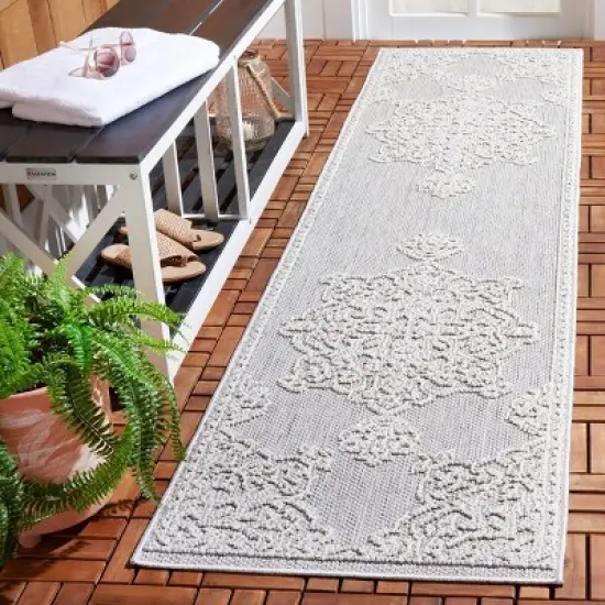 Global GLB228 Power Loomed Area Rug - Safavieh image {1}