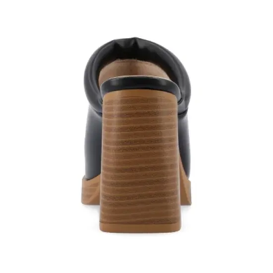 Journee Collection Women's Tru Comfort Foam&trade; Izara Pumps image {2}