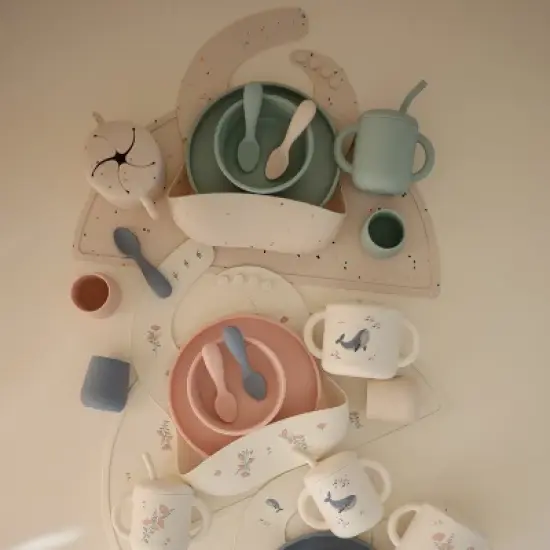 Mushie Deluxe Feeding Kit (Vanilla Confetti / Cambridge Blue) image {4}