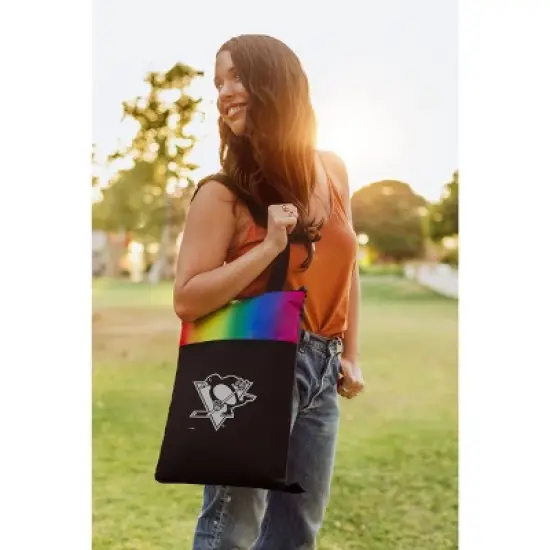 NHL Pittsburgh Penguins Vista Outdoor Picnic Blanket & Tote - Rainbow/Black image {5}