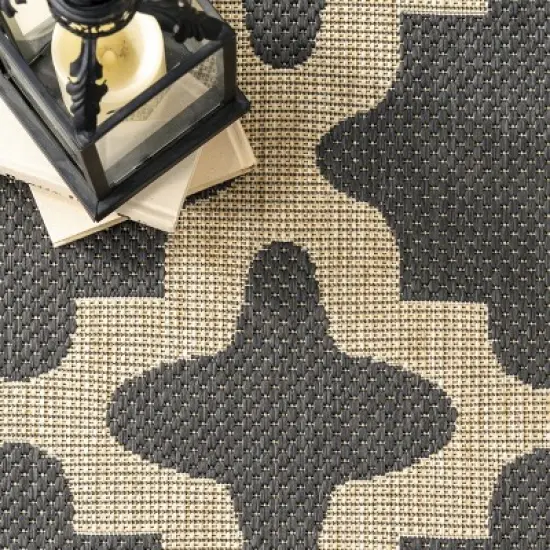 nuLOOM Shiloh Geometric Star Indoor and Outdoor Area Rug image {5}