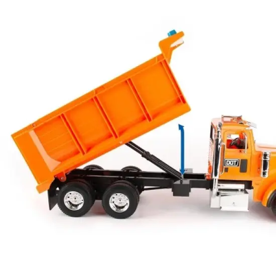 ERTL 1/16 Big Farm Peterbilt Model 367 with Snow Plow 47185 image {2}