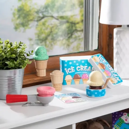 Melissa & Doug Scoop & Serve Ice Cream Set image {8}