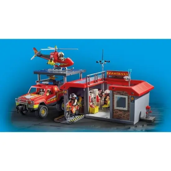 Playmobil Fire Rescue Truck image {8}