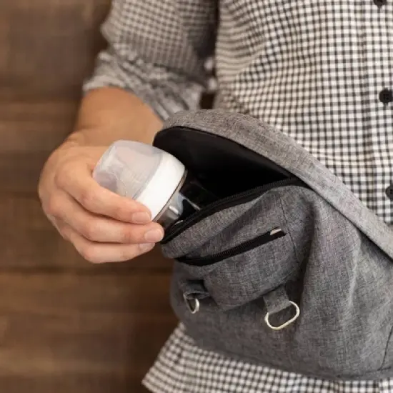 Moby 2-in-1 Baby Carrier + Hip Seat - Gray image {6}