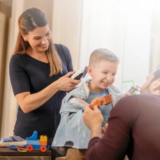 Wahl Color Pro Plus Clipper with Easy Color-Coded Guide Combs - 79752T image {2}