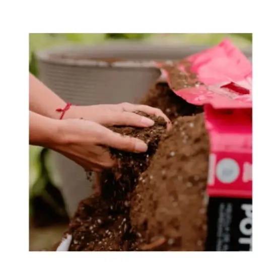 Premier Horticulture PRO-MIX Premium Moisture Potting & Re-potting Mix for Flowers and Herbs in Containers, Loose Fill, 8qt image {1}