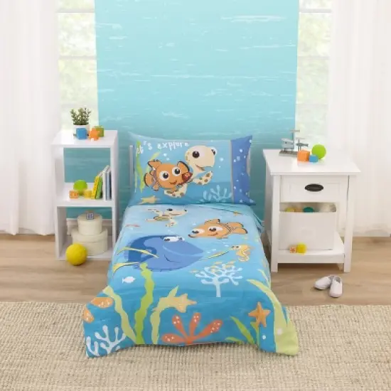 Disney Finding Nemo Aqua, Orange, and Green Let's Explore 4 Piece Toddler Bed Set image {8}